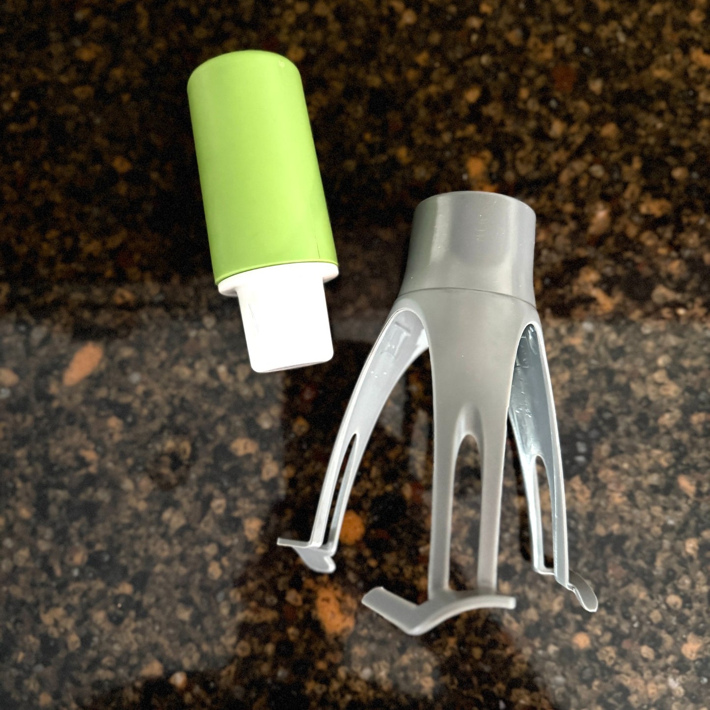 Cordless Battery-Powered Automatic Kitchen Whisk for Sauces and Gravies